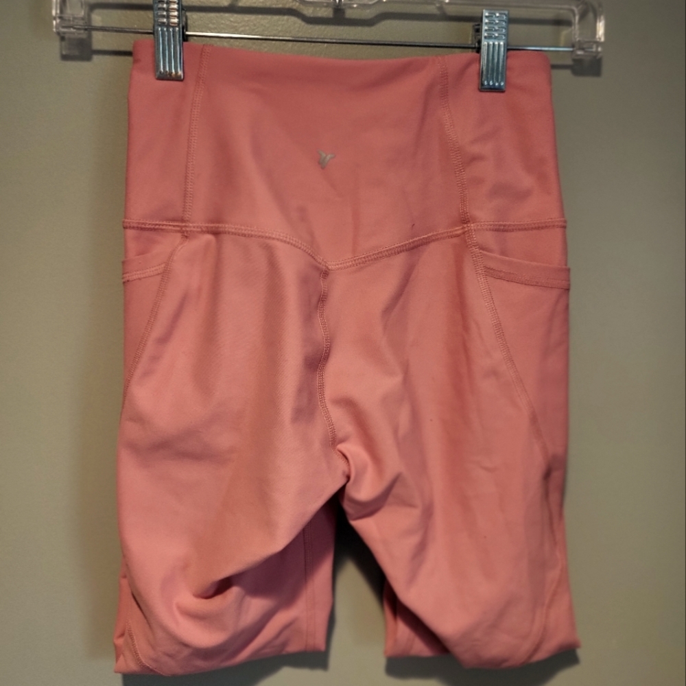 Woman's Old Navy Leggings